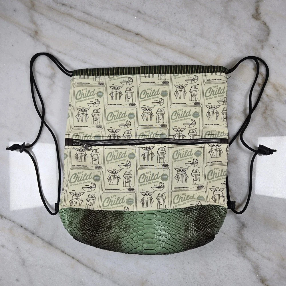 Star Wars The Child Grogu Drawstring Backpack Green Snakeskin Baby Yoda